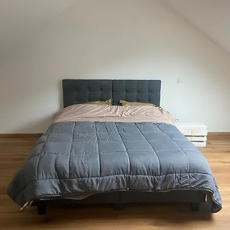 Location Neuf Dans Maison אקס-לה-באינס